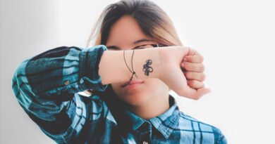 girl hand